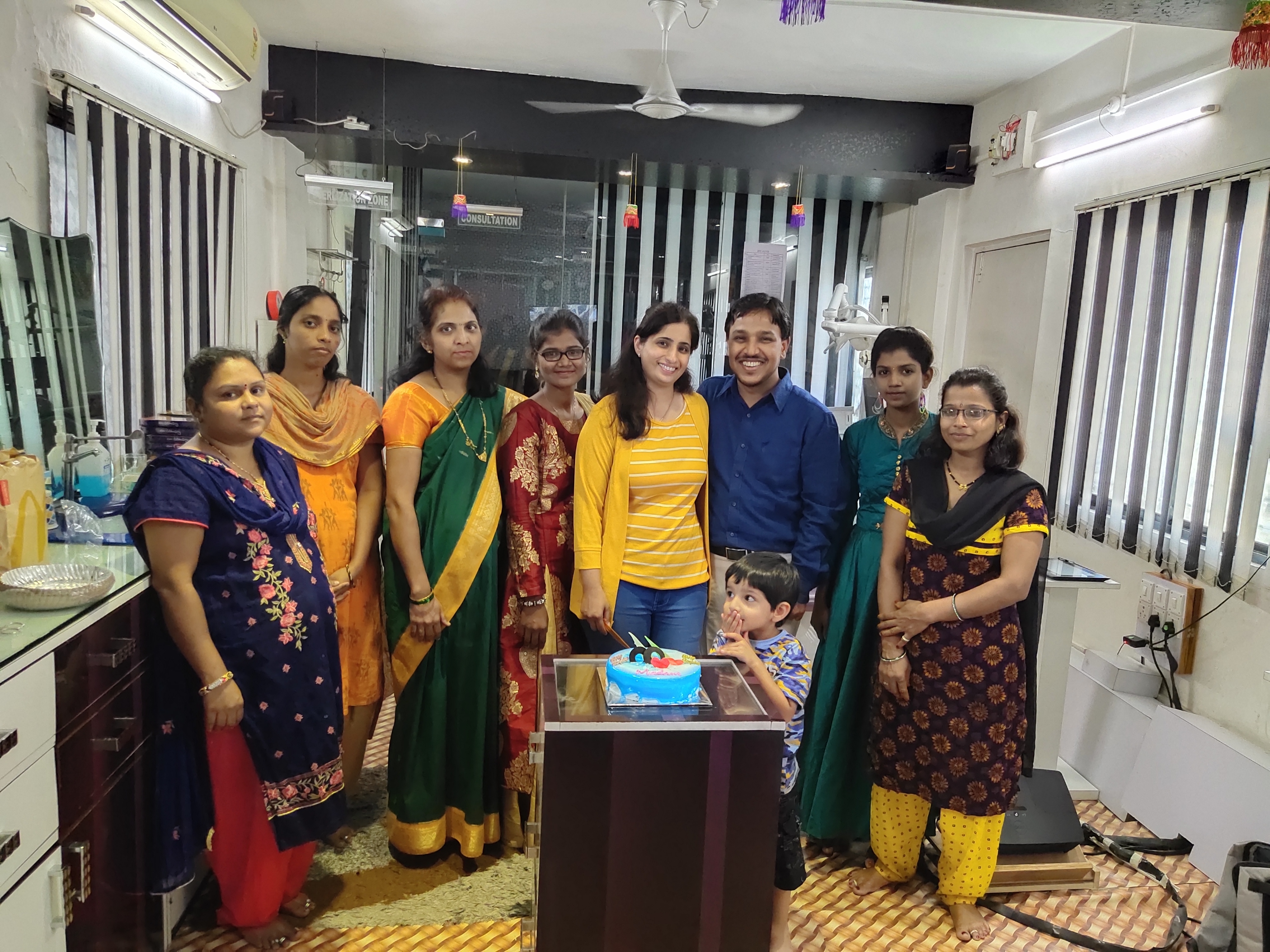 AR 32 Assistant Team